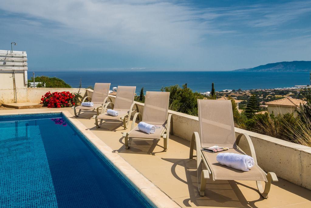Esprit Villa 20 Polis Szoba fotó