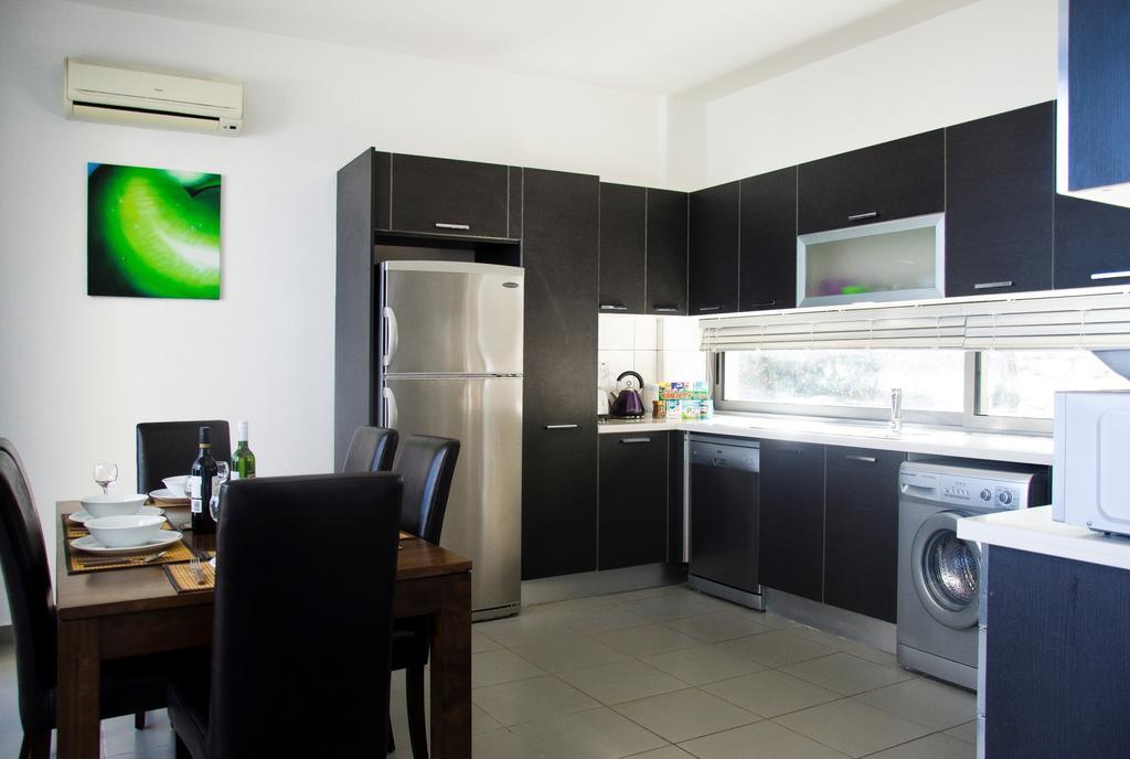 Esprit Villa 20 Polis Szoba fotó