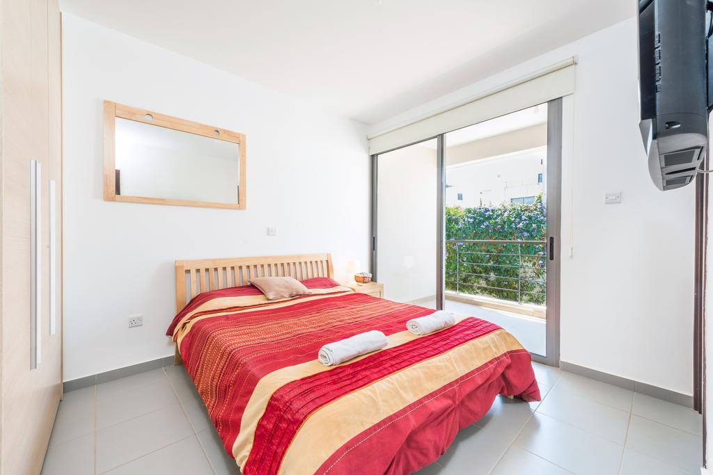 Esprit Villa 20 Polis Szoba fotó