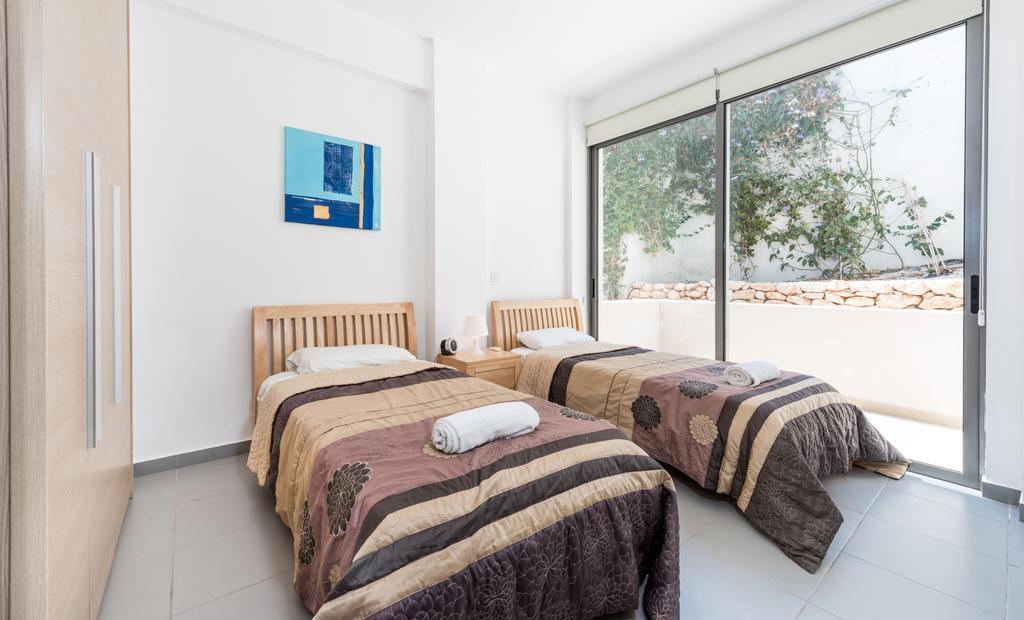 Esprit Villa 20 Polis Szoba fotó